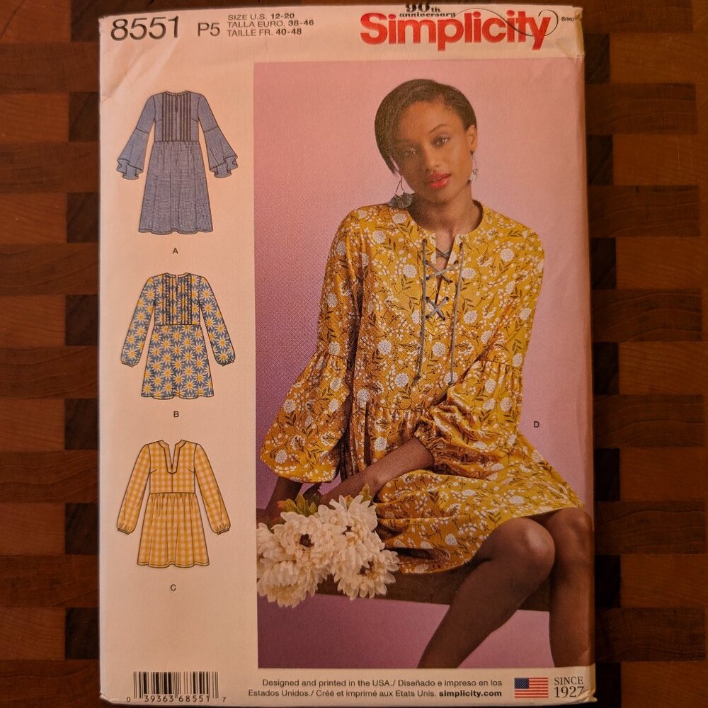 Simplicity 8551 - Uncut - Sizes 12-20 - Babydoll Dress with Puff or Bell Sleeves